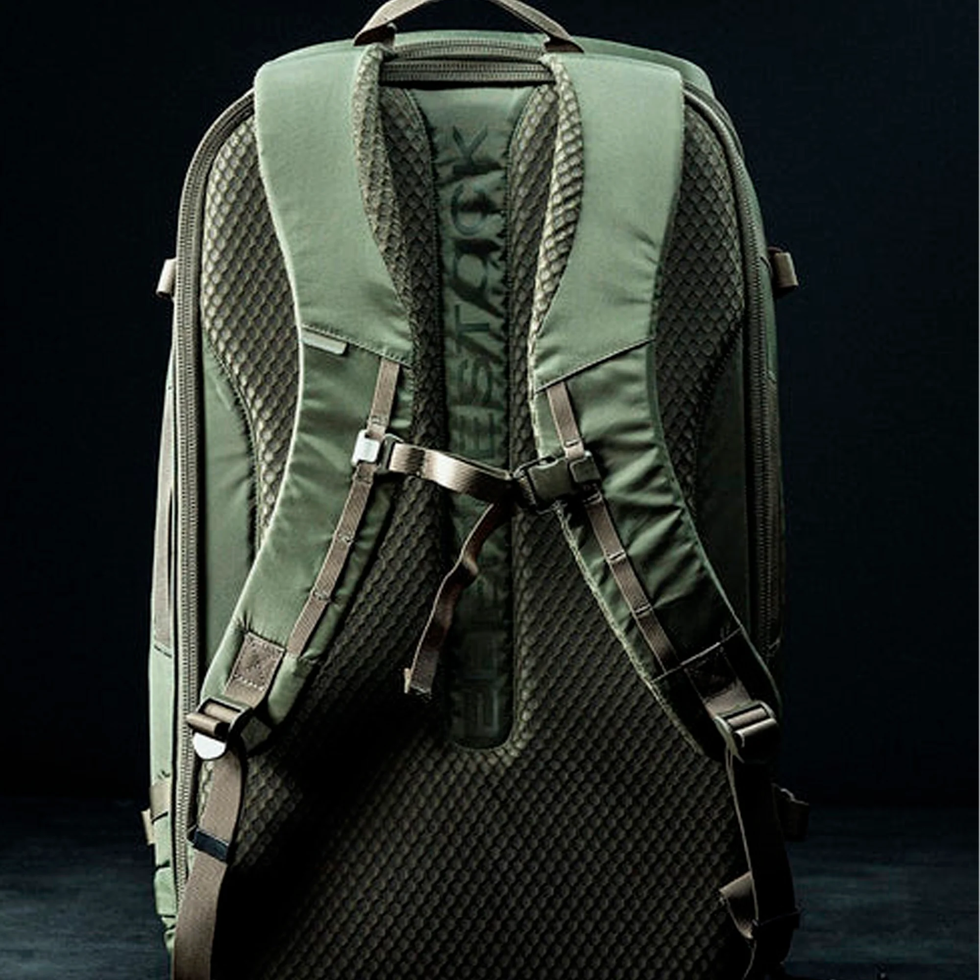Eberlestock - Fade Adapt 40L // Sort - Image 2