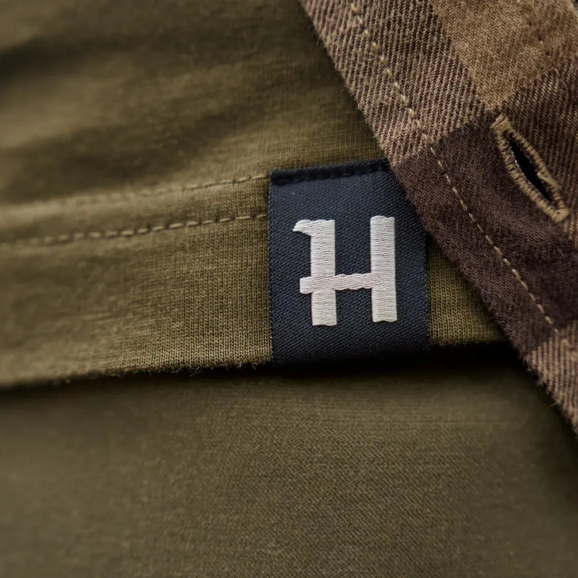 Härkila - H-logo S/S T-shirt // Dark olive - Image 5