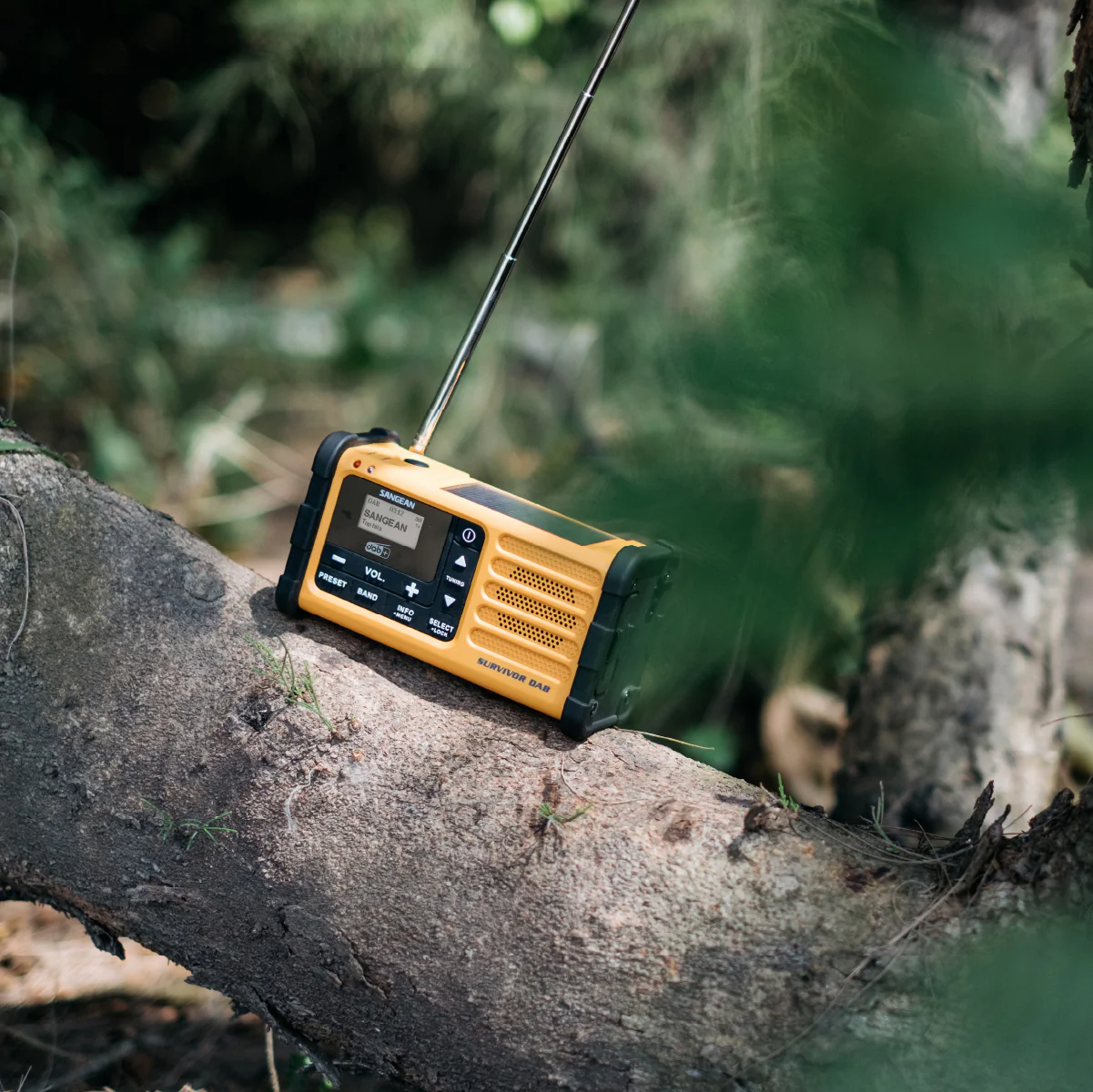 Sangean - MMR-88 DAB+/FM-RDS Multi-Powered Nødradio // Gul - Image 8