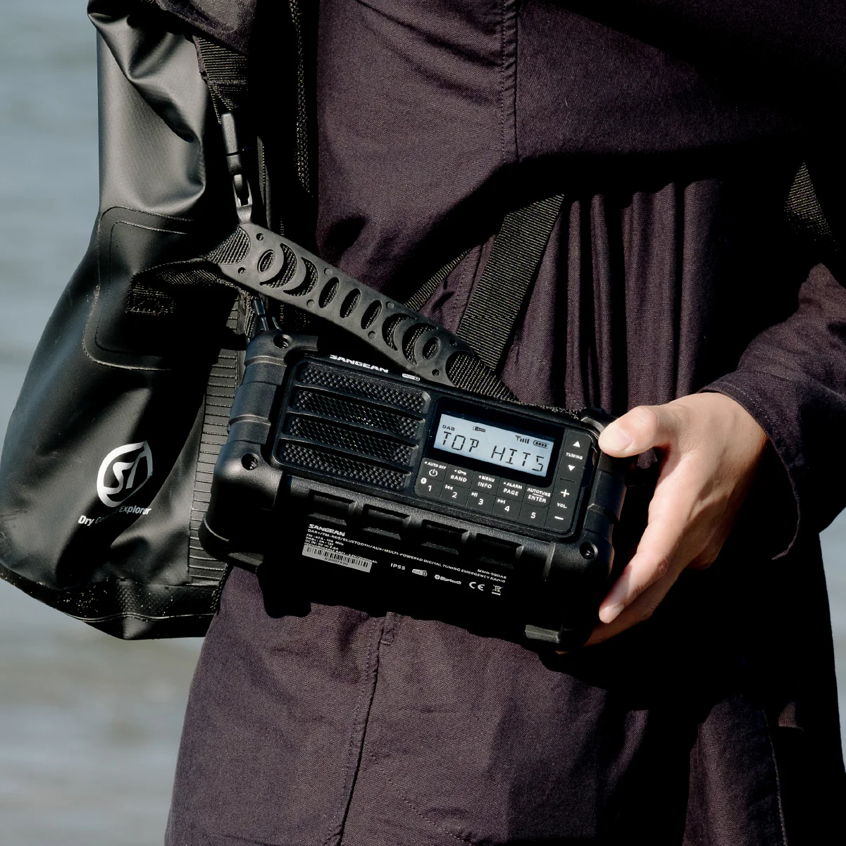 Sangean - MMR-99 DAB+/FM/Bluetooth/AUX - Multi-Powered Digital Nødradio // Sort - Image 5
