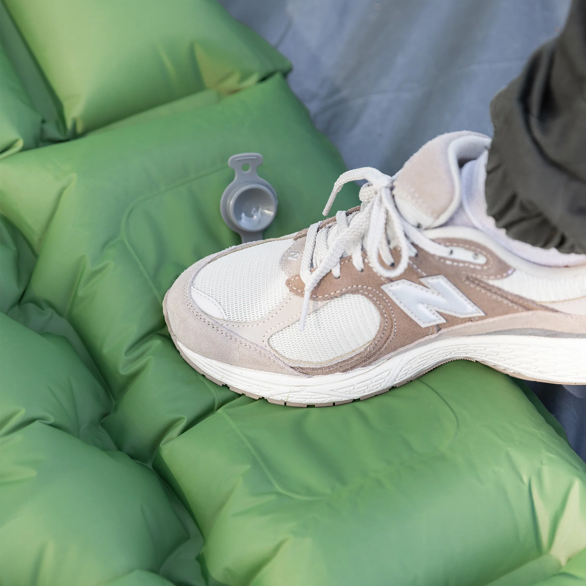 Sunny Hiker - Comfort Liggeunderlag m. Fodpumpe // Grøn - Image 17