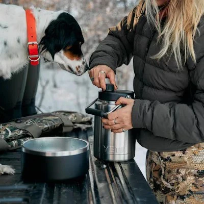 YETI - Rambler Jug 1,9L // Sort - Image 7