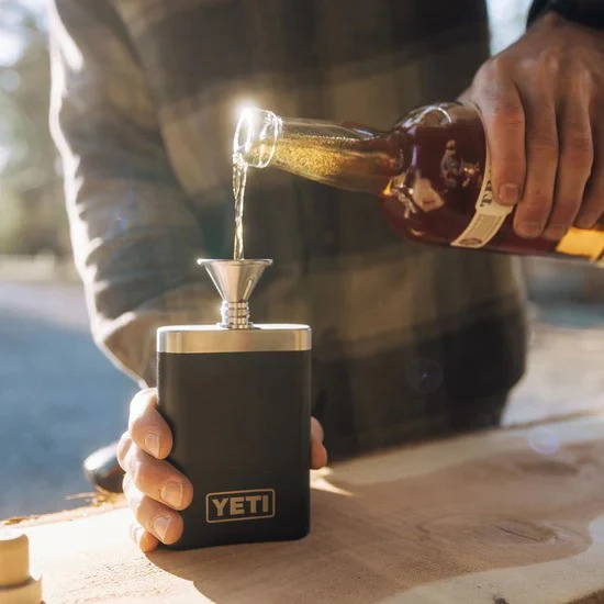 YETI - Rambler Flask Lommelærke // Sort - Image 7